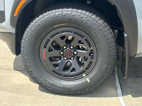 New 2026 Nissan Frontier Pro-X w/ Tow Package RWD image 4