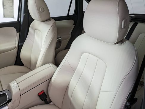 New 2026 Mercedes-Benz GLA 250 image 9