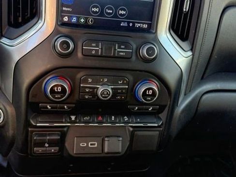 Used 2022 Chevrolet Silverado 3500 LT w/ Convenience Package AWD/4WD image 12