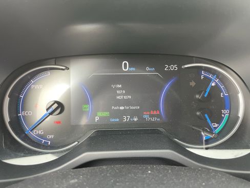 Used 2022 Toyota RAV4 XSE image 20