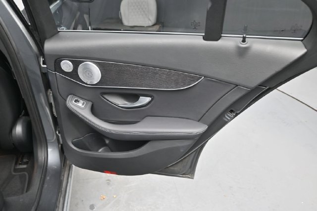 Used 2021 Mercedes-Benz C 300 4MATIC Sedan image 17