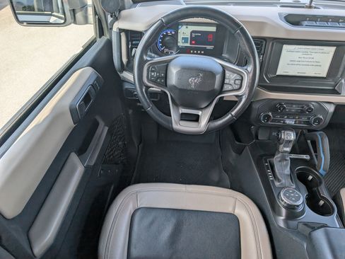 Used 2022 Ford Bronco Wildtrak AWD/4WD image 10