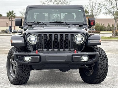 Used 2021 Jeep Gladiator Rubicon image 2