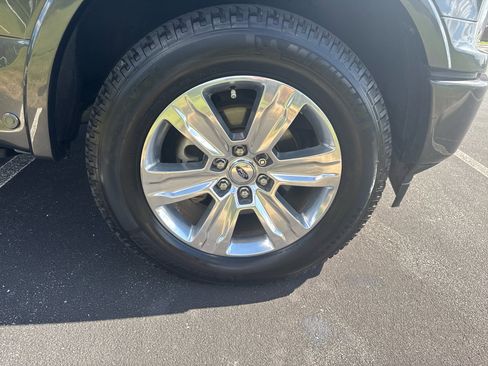 Used 2019 Ford F150 Platinum w/ Equipment Group 701A Luxury image 27