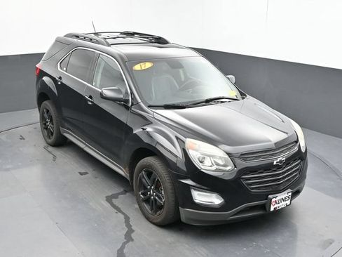 Used 2017 Chevrolet Equinox LT AWD/4WD image 16