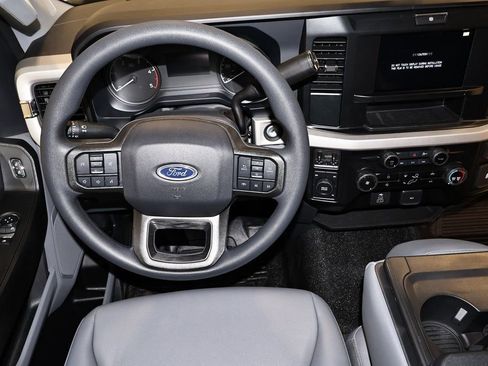 New 2026 Ford F550 4x4 Regular Cab Super Duty image 13