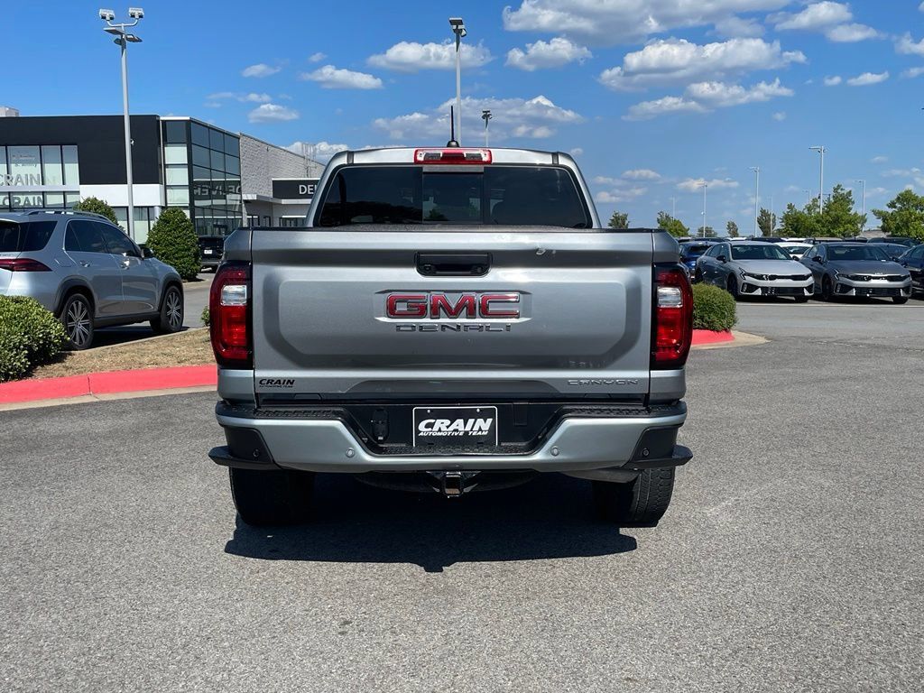 Used 2024 GMC Canyon Denali AWD/4WD image 6