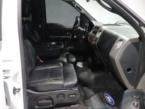 Used 2005 Ford F150 Lariat AWD/4WD image 23