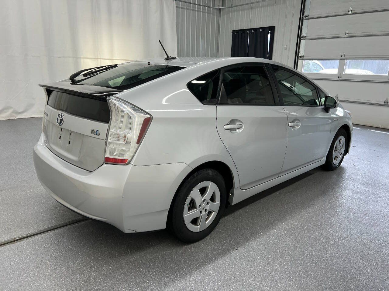 Used 2010 Toyota Prius Four FWD image 4