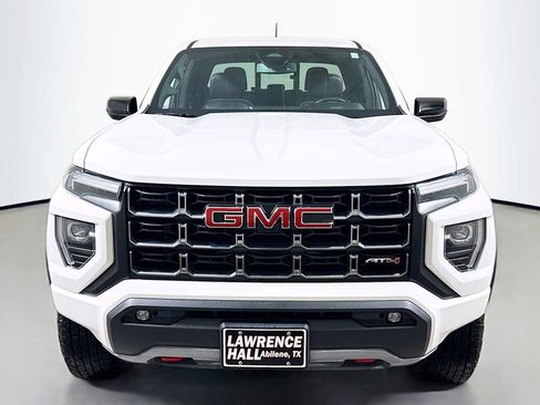 Certified 2024 GMC Canyon AT4 AWD/4WD image 2