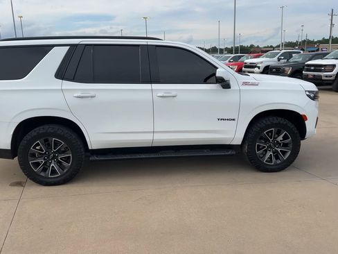 Used 2021 Chevrolet Tahoe Z71 w/ Z71 Signature Package AWD/4WD image 2