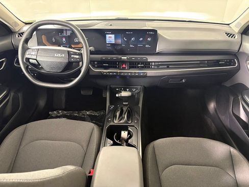 Used 2025 Kia K4 FWD image 39