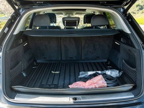 Used 2021 Audi Q5 e Premium Plus w/ Premium Plus Package image 26