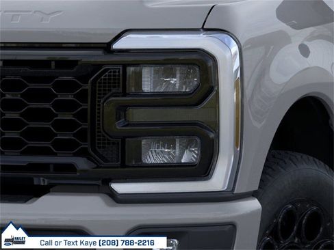New 2026 Ford F350 Lariat w/ Black Appearance Package image 18