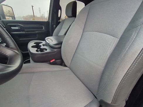 Used 2024 RAM 2500 Big Horn image 27