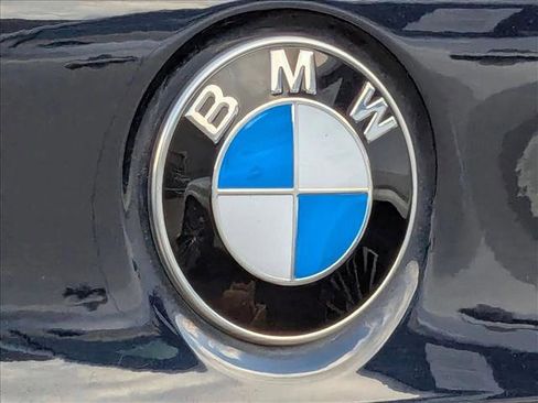 Used 2023 BMW M550i xDrive w/ Executive Package image 10