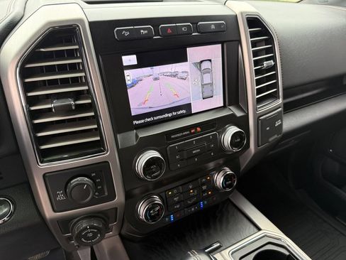 Used 2020 Ford F150 Platinum w/ Equipment Group 701A Luxury AWD/4WD image 19