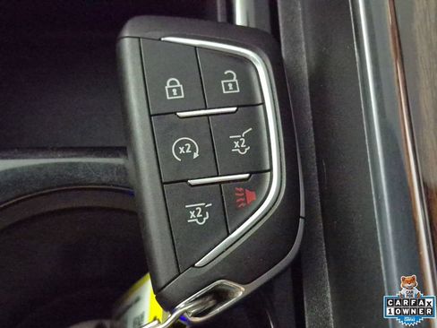 Used 2023 Cadillac Escalade Premium Luxury w/ Performance Package AWD/4WD image 33