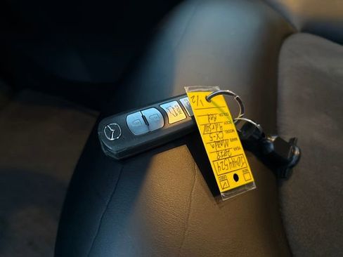 Used 2018 MAZDA CX-5 Touring w/ Preferred Equipment Package image 32