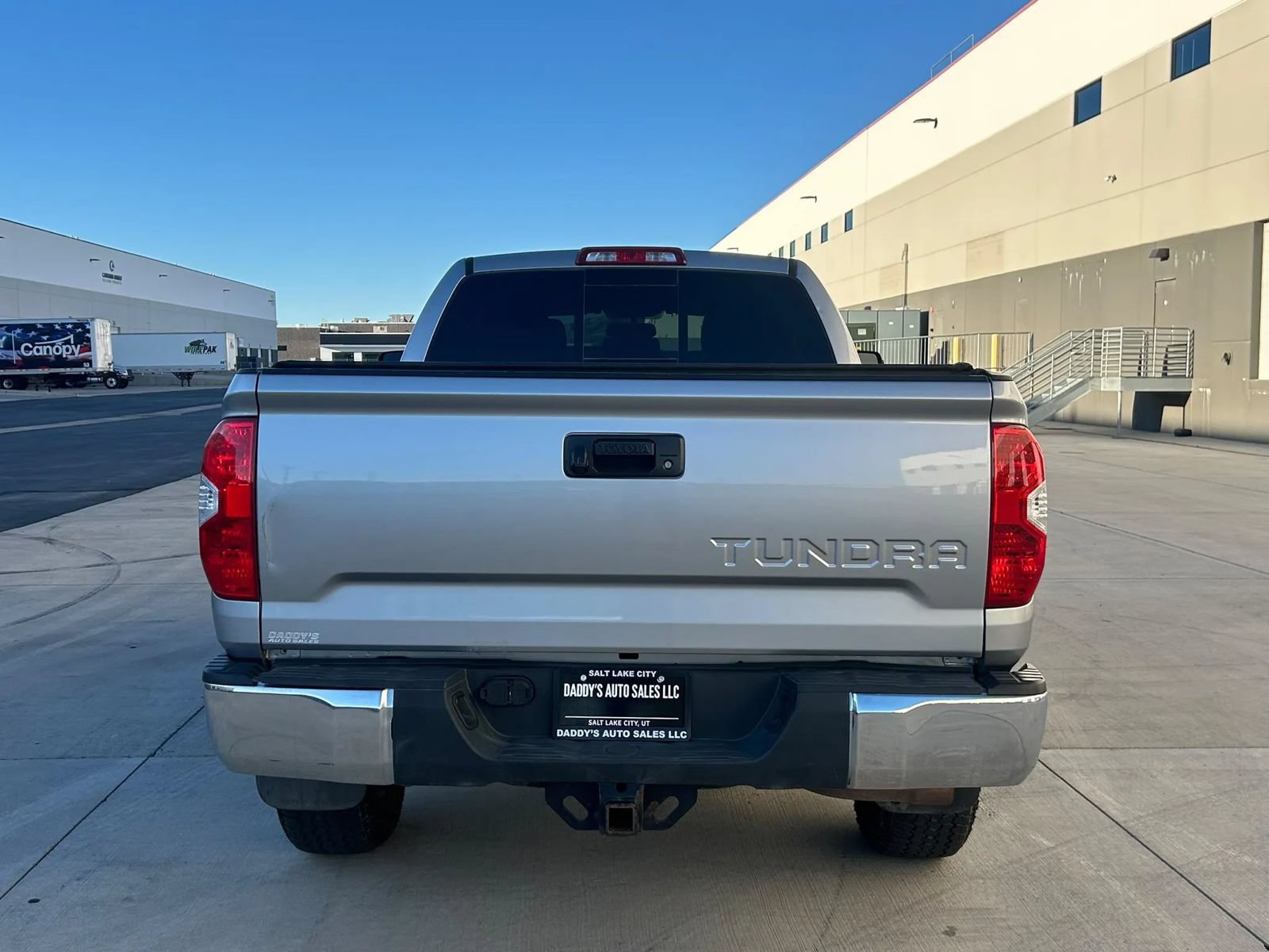 Used 2016 Toyota Tundra Limited w/ TRD Off Road Package AWD/4WD image 4