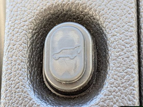 Used 2015 Chevrolet Tahoe LTZ image 14