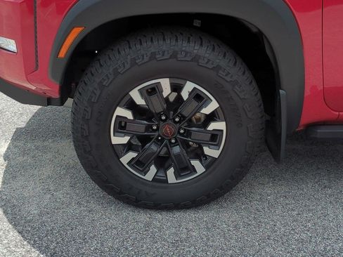 Certified 2023 Nissan Frontier PRO-4X w/ Pro Convenience Package AWD/4WD image 11