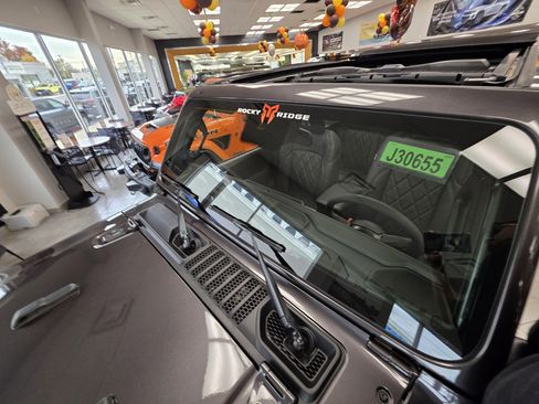 New 2025 Jeep Wrangler Unlimited Sport image 8