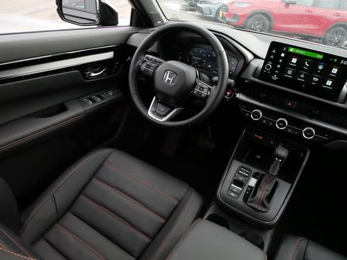 Certified 2026 Honda CR-V Sport Touring image 9