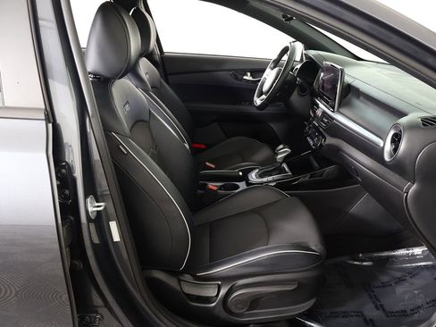 Used 2023 Kia Forte GT-Line FWD image 29