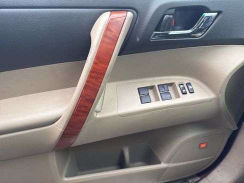 Used 2008 Toyota Highlander Limited image 22