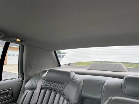 Used 1992 Buick Roadmaster Sedan RWD image 70