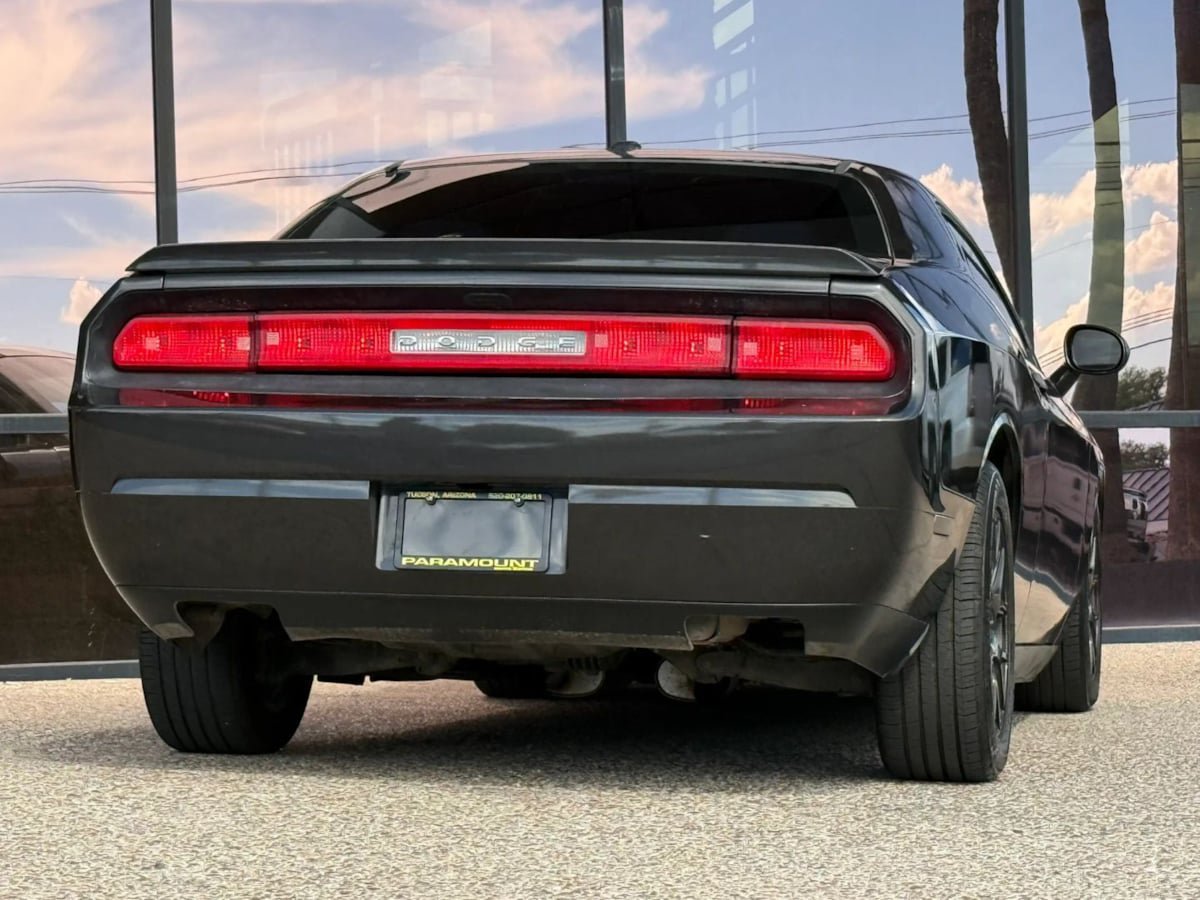 Used 2013 Dodge Challenger R/T RWD image 11