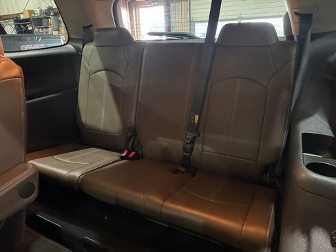 Used 2017 GMC Acadia Limited SLT image 40