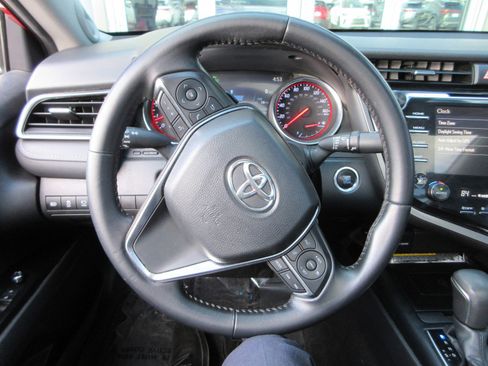 Used 2019 Toyota Camry XSE w/ Driver Assist Package FWD image 36