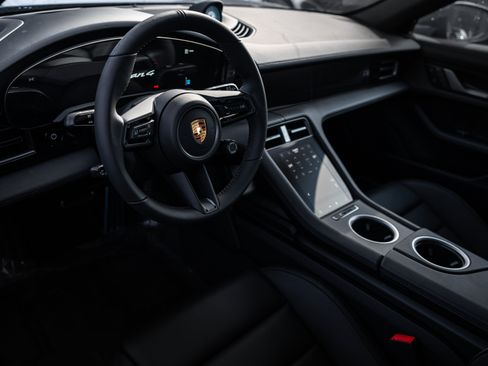 New 2025 Porsche Taycan 4 Cross Turismo image 4