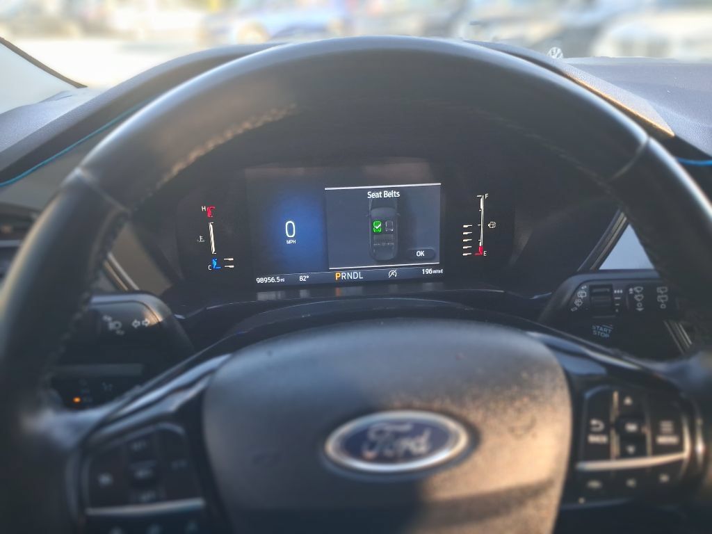 Used 2023 Ford Escape Active w/ Cold Weather Package FWD image 5