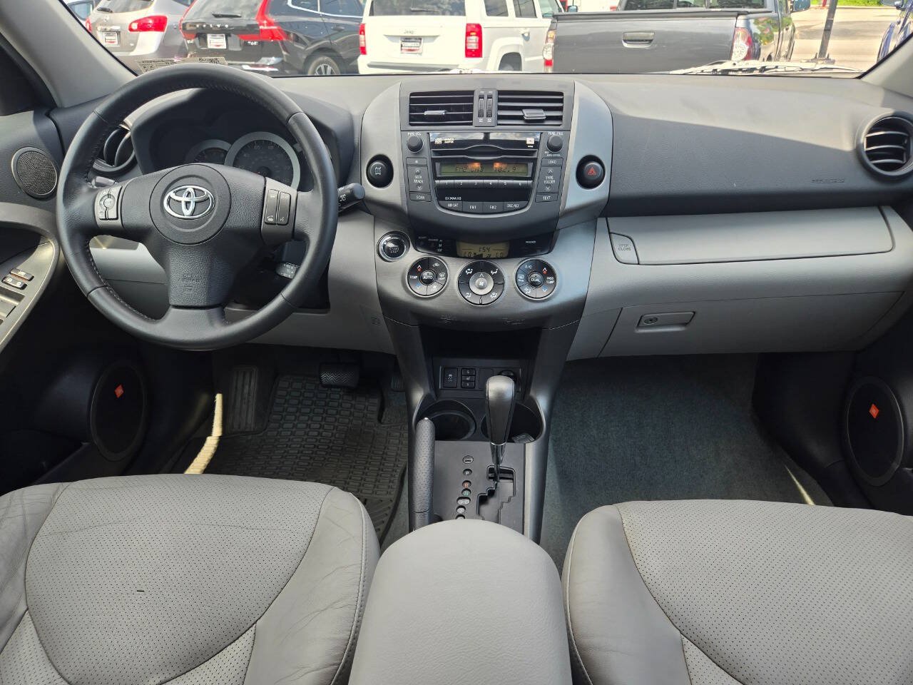 Used 2011 Toyota RAV4 Limited w/ Limited Extra Value Pkg AWD/4WD image 27