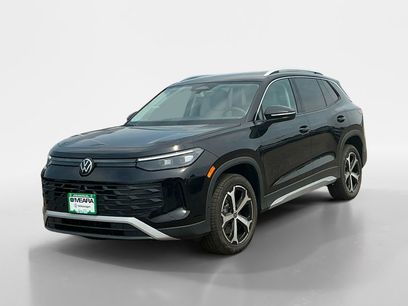 New 2025 Volkswagen Tiguan SE