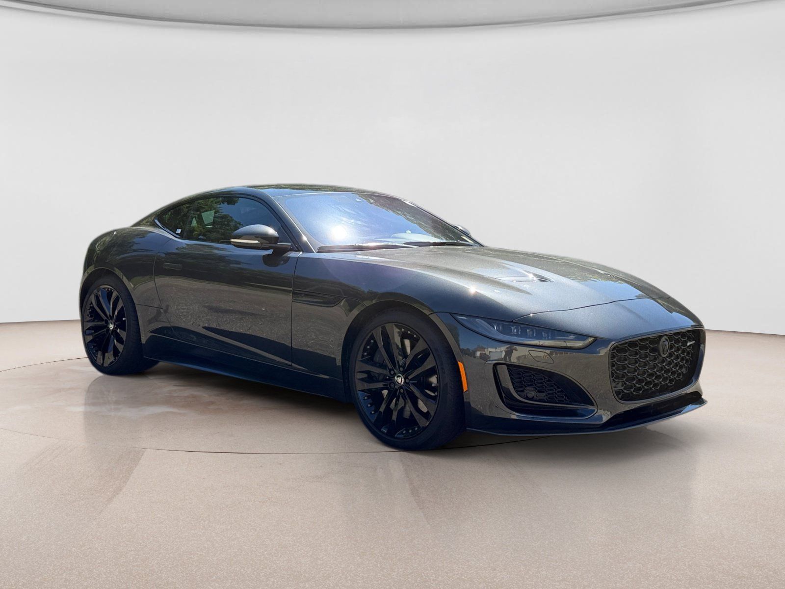 Used 2024 Jaguar F-TYPE R-Dynamic RWD image 7