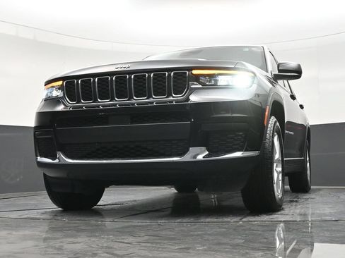 Used 2025 Jeep Grand Cherokee L Laredo w/ Luxury Tech Group I AWD/4WD image 27