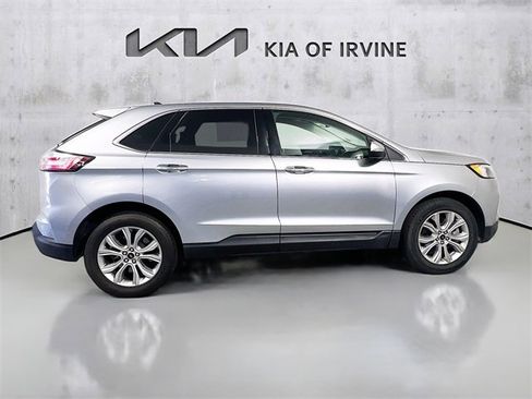 Used 2024 Ford Edge Titanium image 8