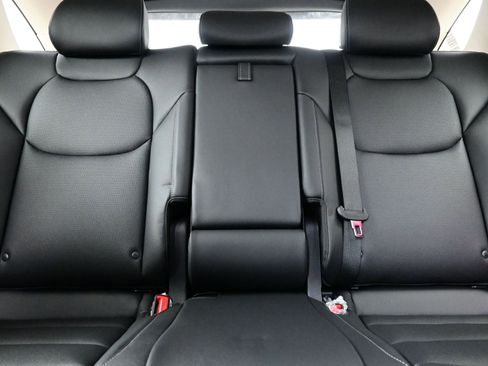 New 2026 Genesis GV70 2.5T Select image 10