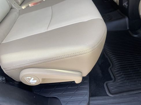 Used 2022 Toyota 4Runner SR5 Premium w/ Moonroof Package image 26