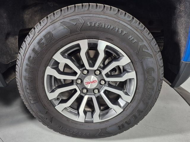 Used 2023 GMC Sierra 1500 AT4 w/ AT4 Premium Package AWD/4WD image 11