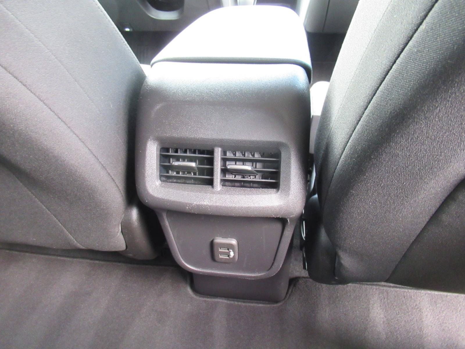 Used 2022 Chevrolet Equinox LT FWD image 30