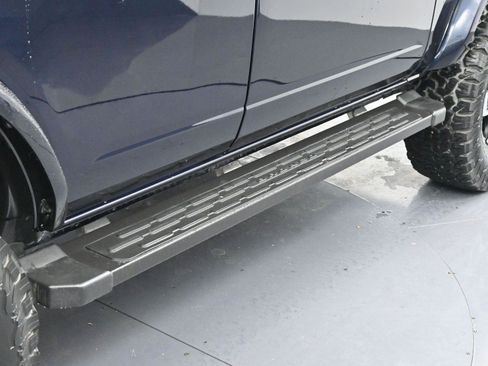 Used 2021 Ford Bronco Outer Banks image 9