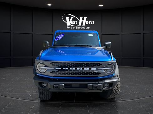 New 2025 Ford Bronco Badlands w/ Sasquatch Package AWD/4WD image 13