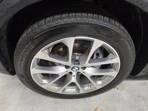 Used 2025 BMW X5 xDrive40i AWD/4WD image 10