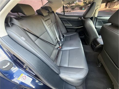 Used 2017 Lexus IS 200t RWD image 22