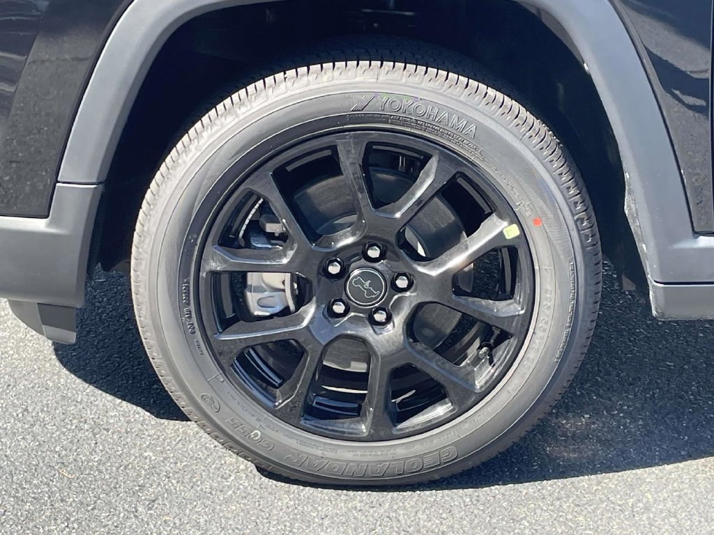 New 2027 Jeep Compass Latitude AWD/4WD image 11
